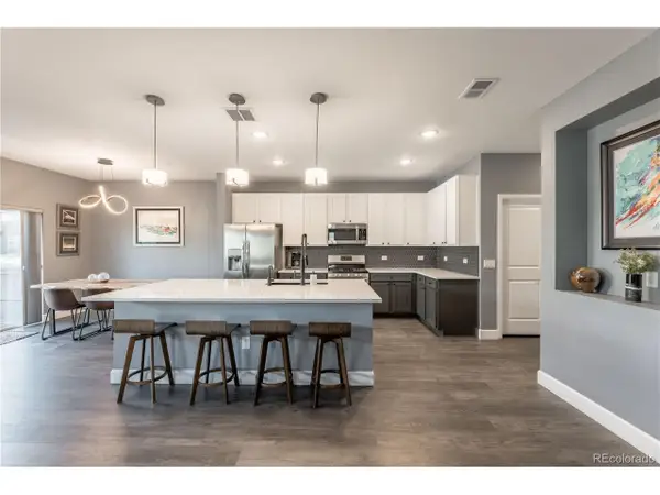 24907 E Calhoun Pl #B, Aurora, CO 80016
