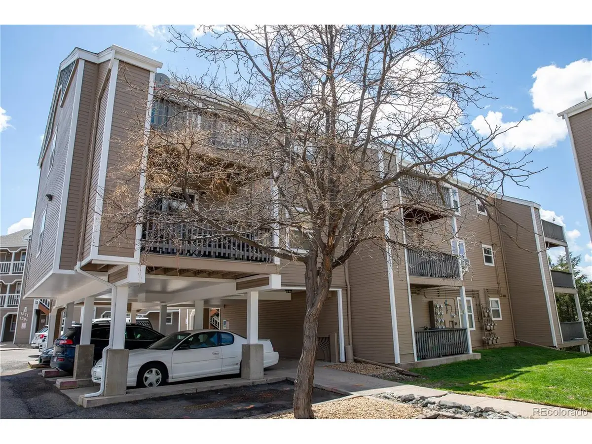 1261 S Gilbert St #202, Castle Rock, CO 80104 - #1