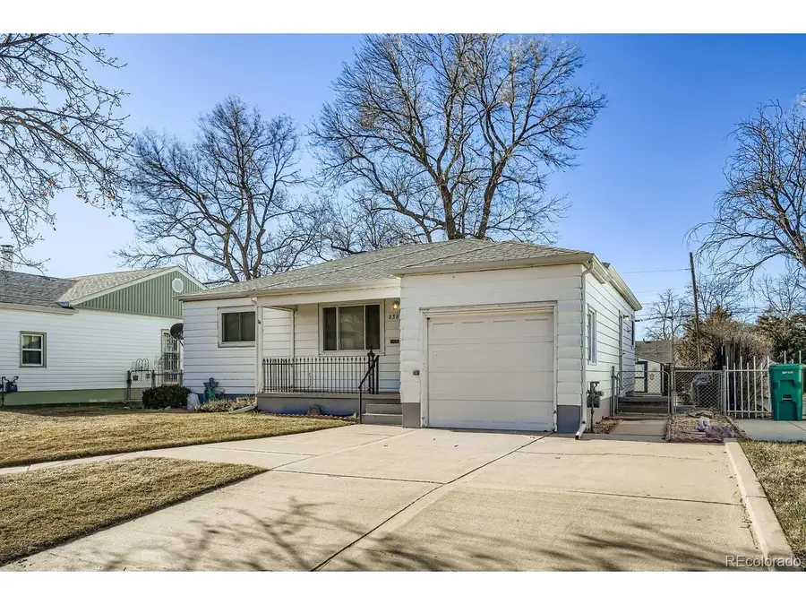 2381 Nome St, Aurora, CO 80010 - Image #2
