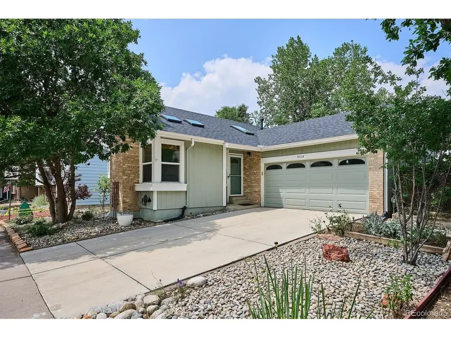 9314 Hickory Cir, Highlands Ranch, CO 80126 - #3