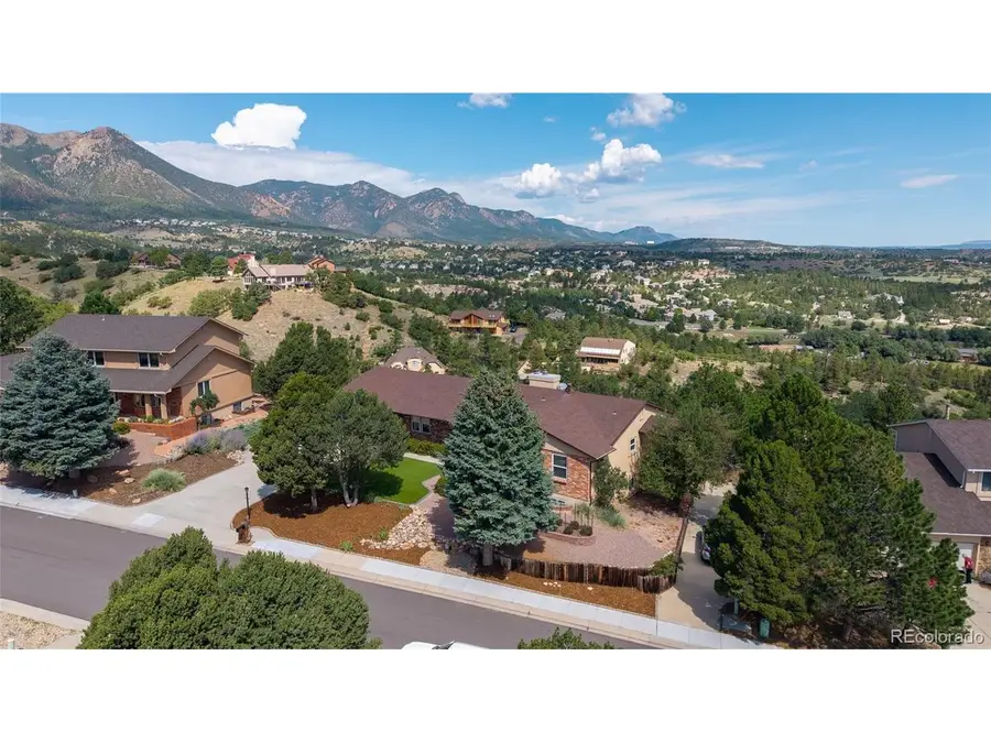 1520 Big Valley Dr, Colorado Springs, CO 80919 - #2