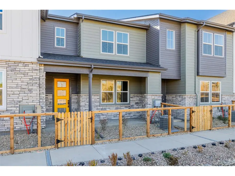2909 E 103rd Dr, Thornton, CO 80229 - Image #2