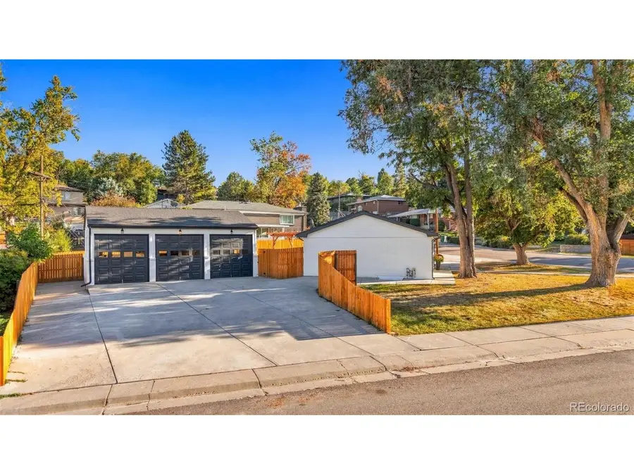 5590 Clear Creek Dr, Denver, CO 80212 - #2