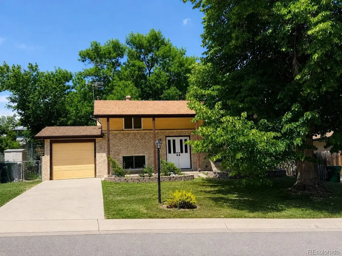 1841 S Saulsbury Ct, Lakewood, CO 80232 - #1
