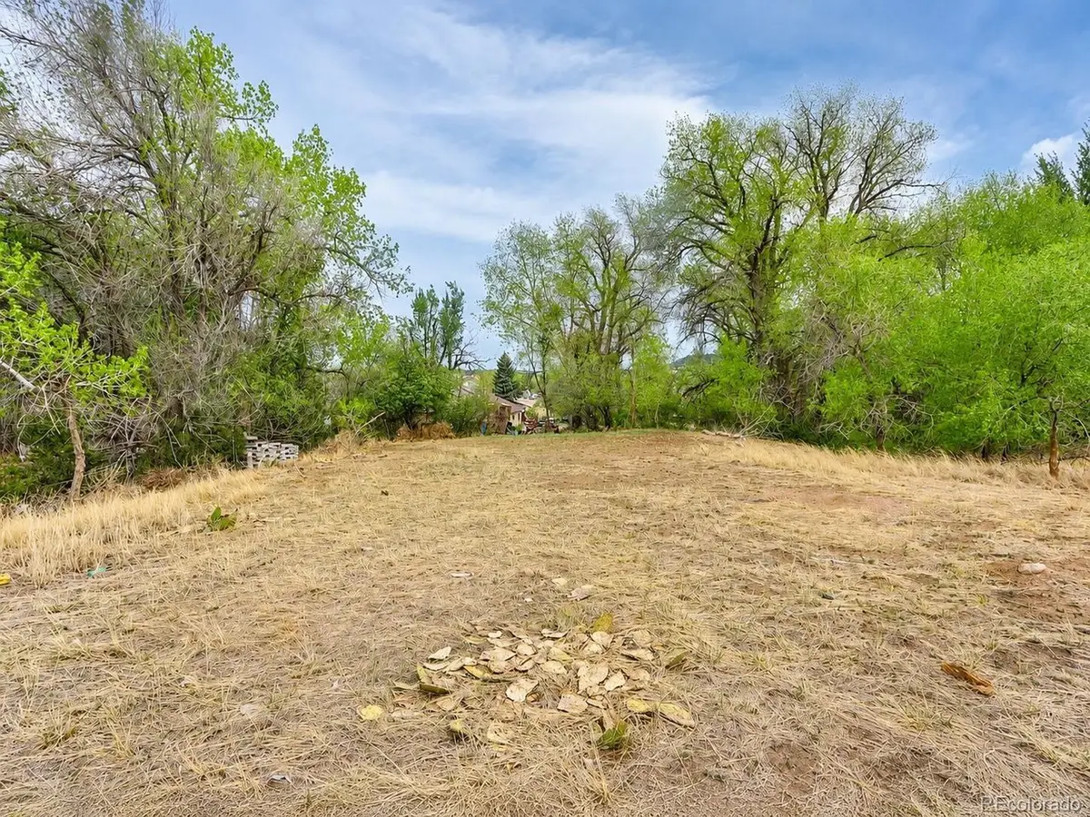 6 W 3rd, Walsenburg, CO 81089 - #1