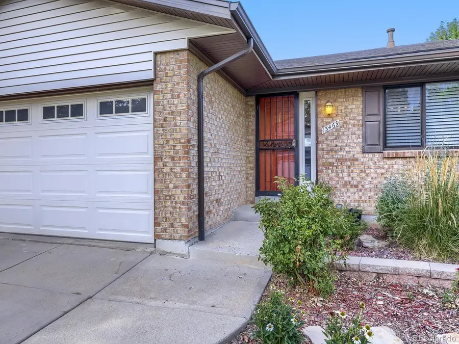 13469 W Auburn Ave, Lakewood, CO 80228 - #3
