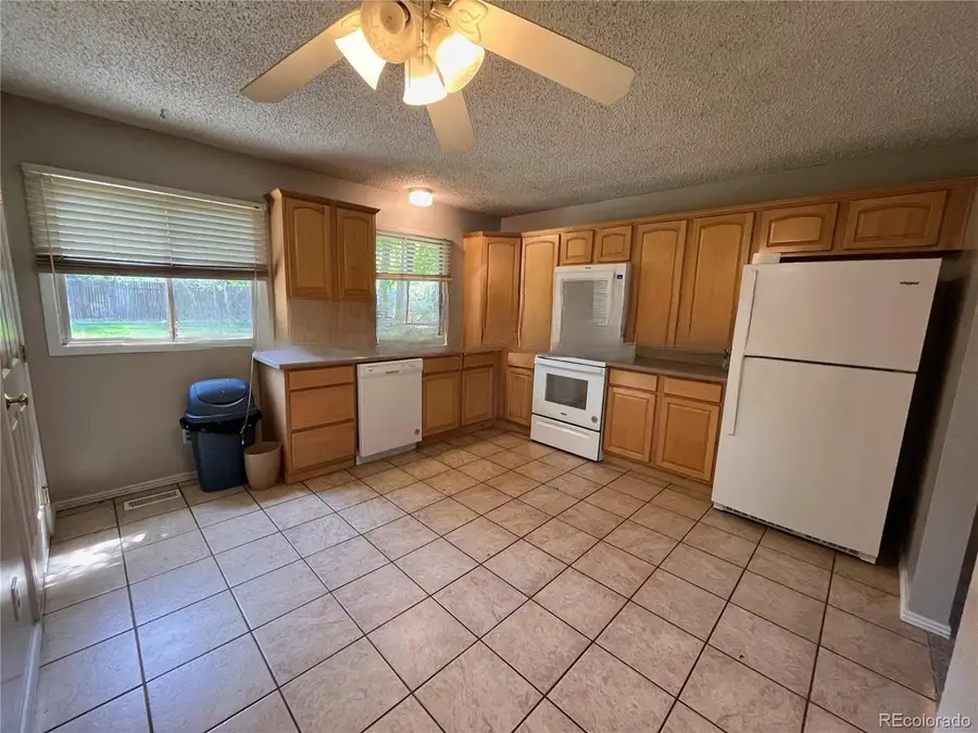 11942 S Clayson St, Parker, CO 80138 - #3