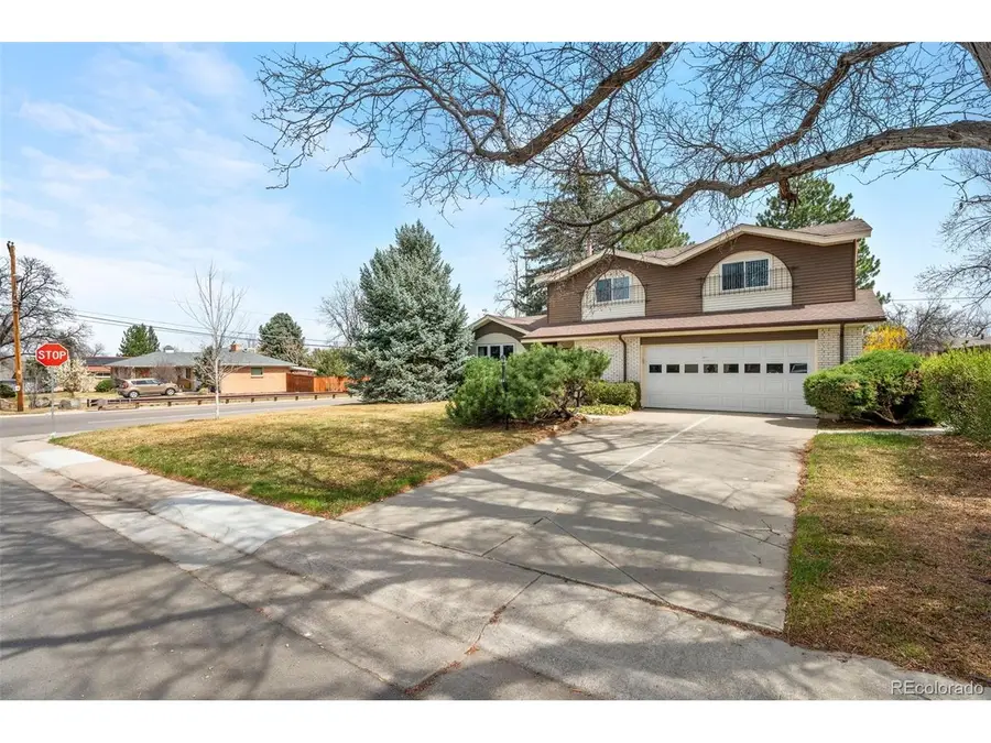 398 Uvalda St, Aurora, CO 80011 - #2