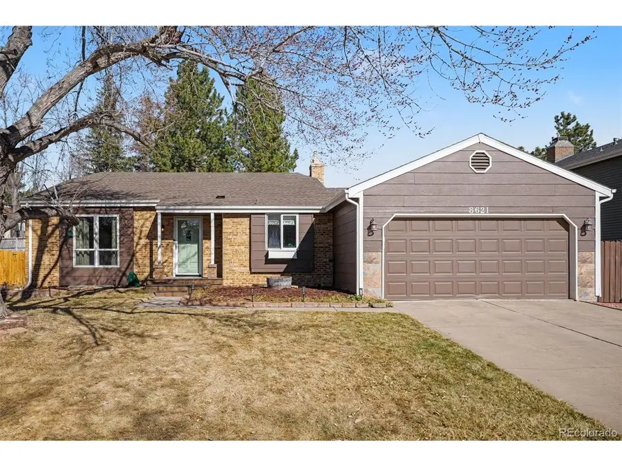 8621 W Hinsdale Pl, Littleton, CO 80128 - #2