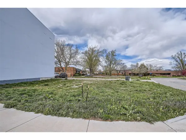 15007 W 68th Pl, Arvada, CO 80007