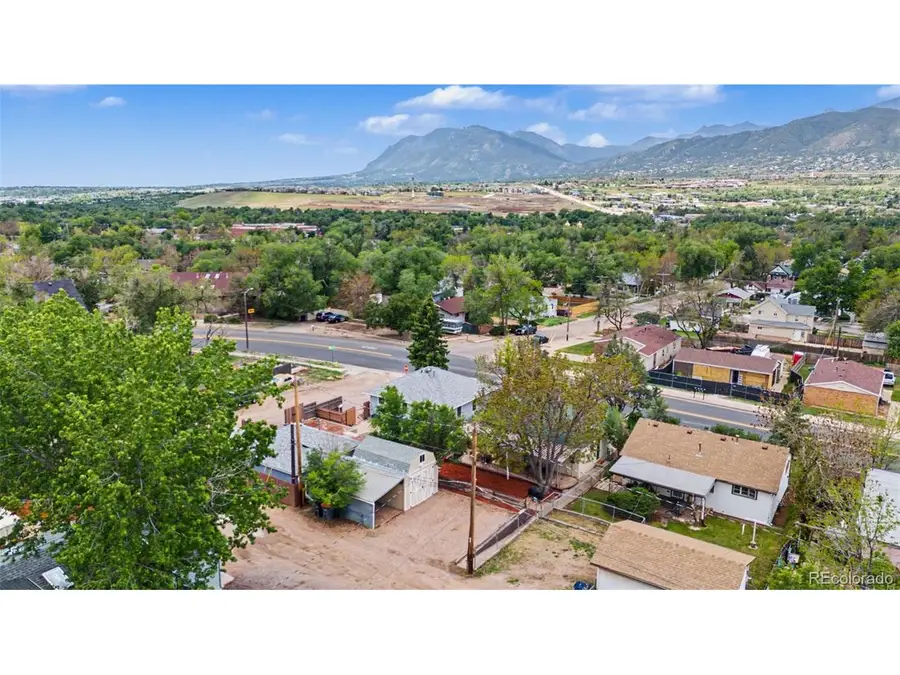 2206 W Uintah St, Colorado Springs, CO 80904 - #3