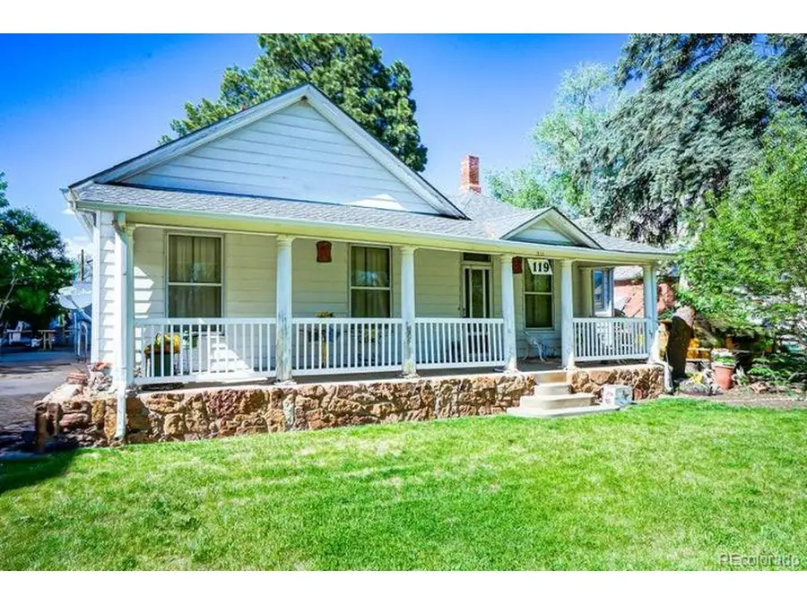 119 Idaho Ave, Pueblo, CO 81004 - #2