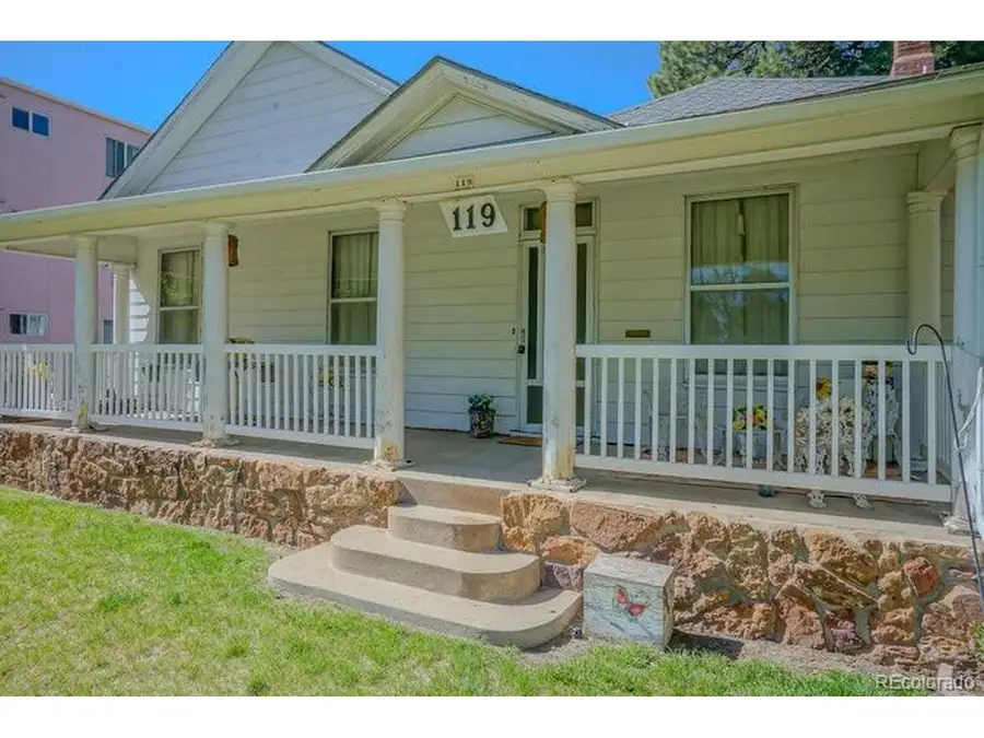 119 Idaho Ave, Pueblo, CO 81004 - #3