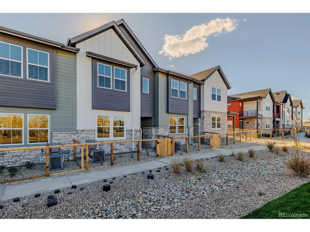 2889 E 103rd Dr, Thornton, CO 80229 - Image #1