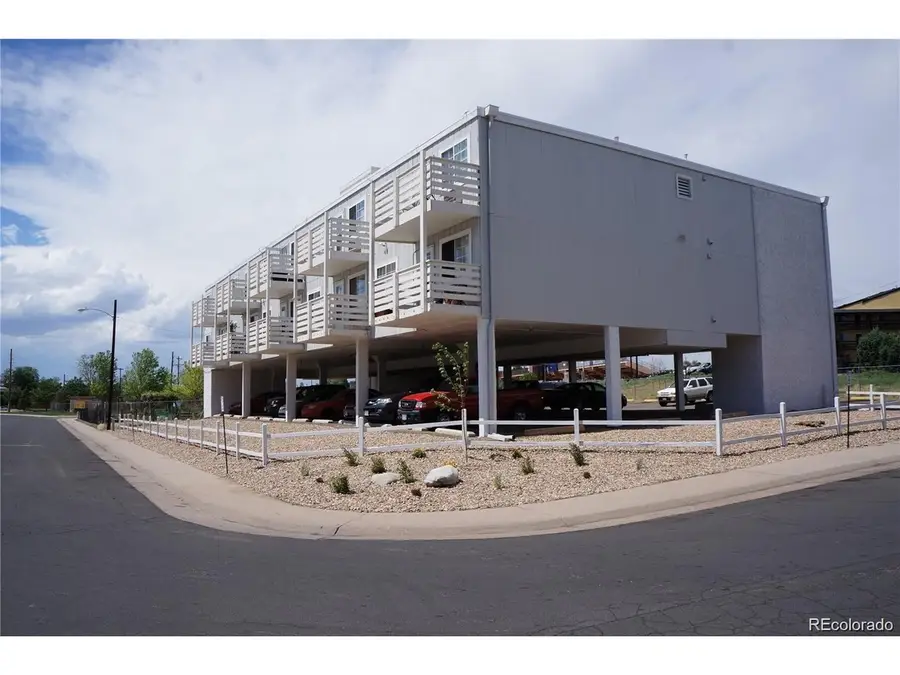 1064 Chambers Ct #201, Aurora, CO 80011 - #2