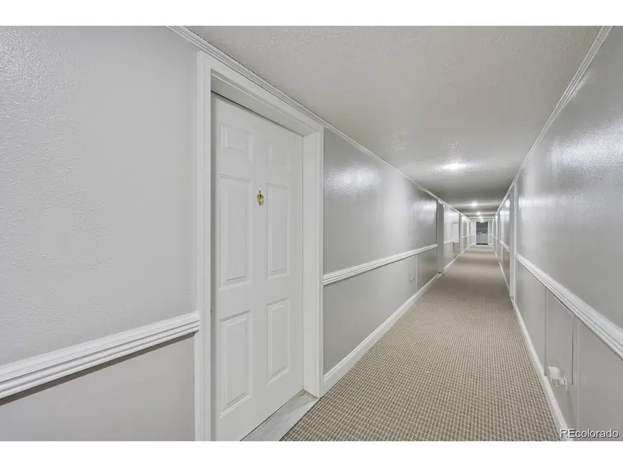 1064 Chambers Ct #201, Aurora, CO 80011 - #3