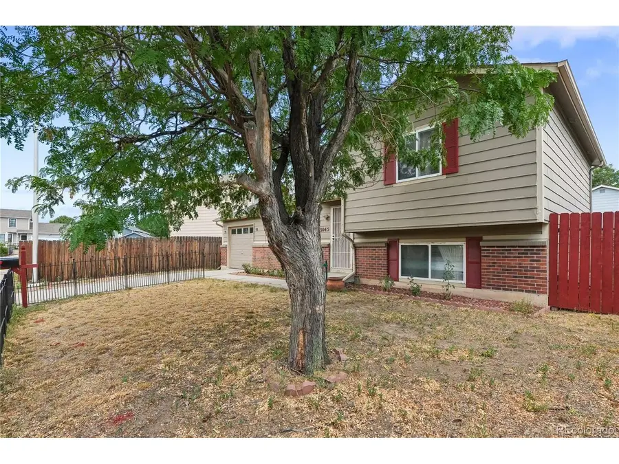 2045 Grosbear Ln, Colorado Springs, CO 80916 - #3