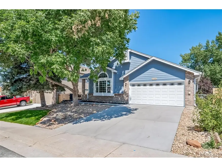 21589 Omaha Ave, Parker, CO 80138 - Image #2
