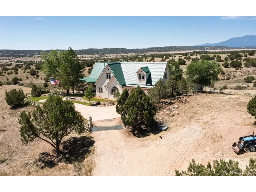 6650 Zercher Rd, Beulah, CO 81023 - #2