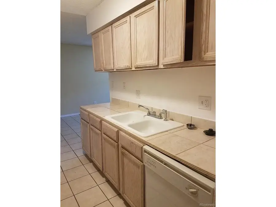 7755 E Quincy Ave #A2-101, Denver, CO 80237 - Image #2