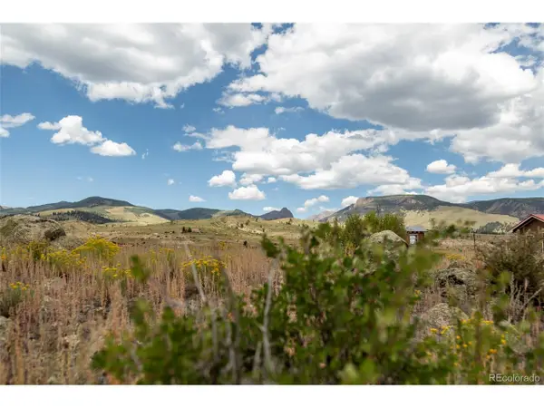 207 Sunset Ct, Creede, CO 81130