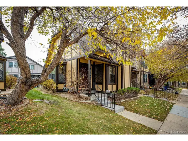 18538 E Whitaker Cir #E, Aurora, CO 80015