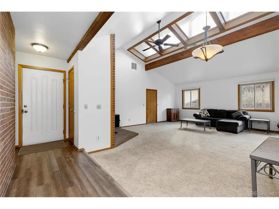 653 Brentwood St, Lakewood, CO 80214 - Image #2