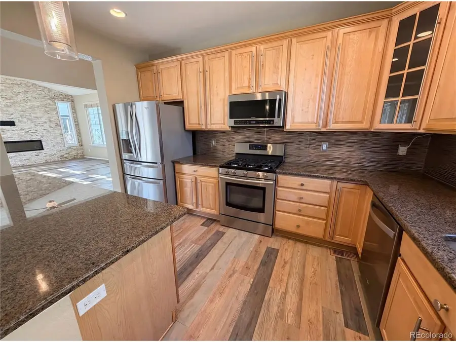 10049 Southlawn Cir, Commerce City, CO 80022 - #2