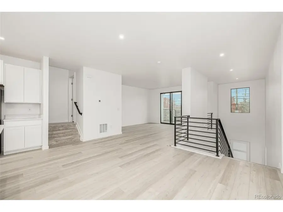 2076 S Holly St #1, Denver, CO 80222 - Image #3