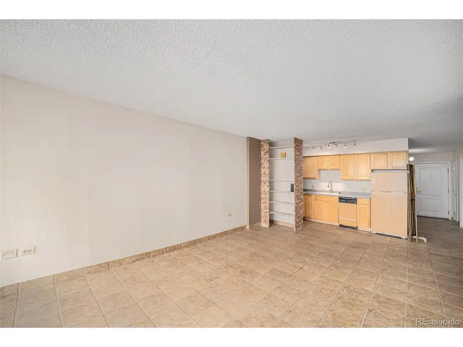 1020 15th St #27B, Denver, CO 80202 - Image #3