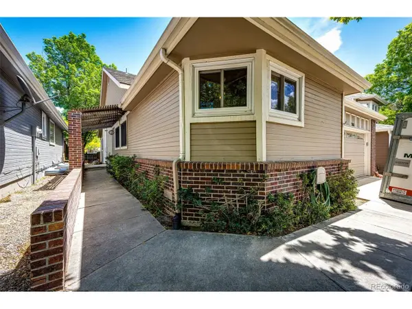 2566 S Independence Ct, Lakewood, CO 80227