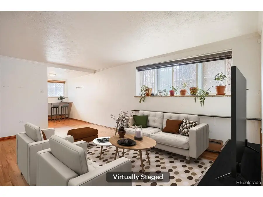 1063 N Clarkson St #1, Denver, CO 80218 - #2