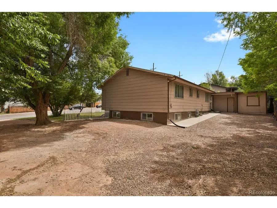 523 E Las Animas St, Colorado Springs, CO 80903 - #3