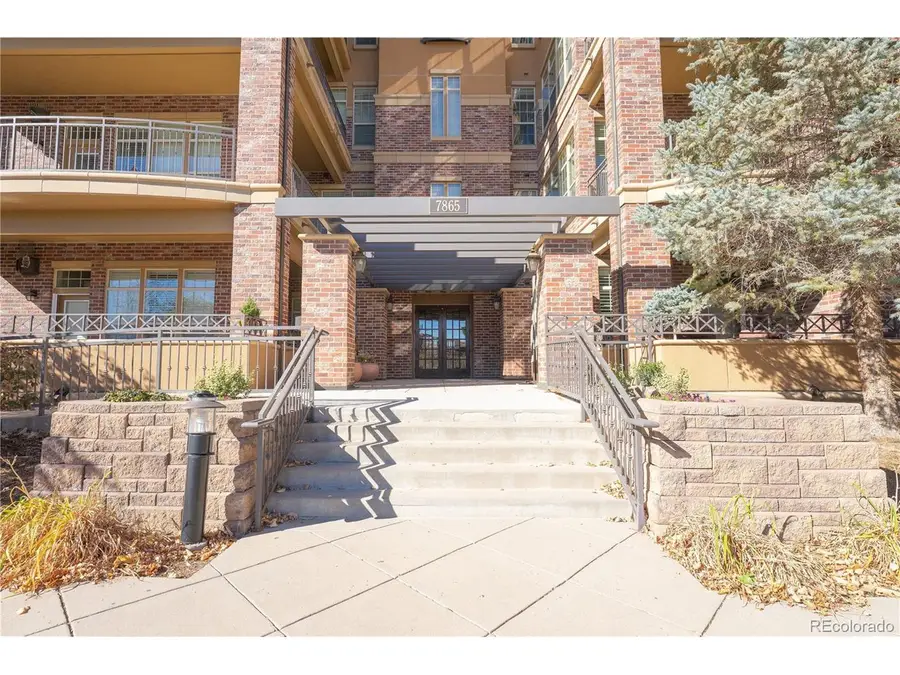 7865 Vallagio Ln #308, Englewood, CO 80112 - Image #2