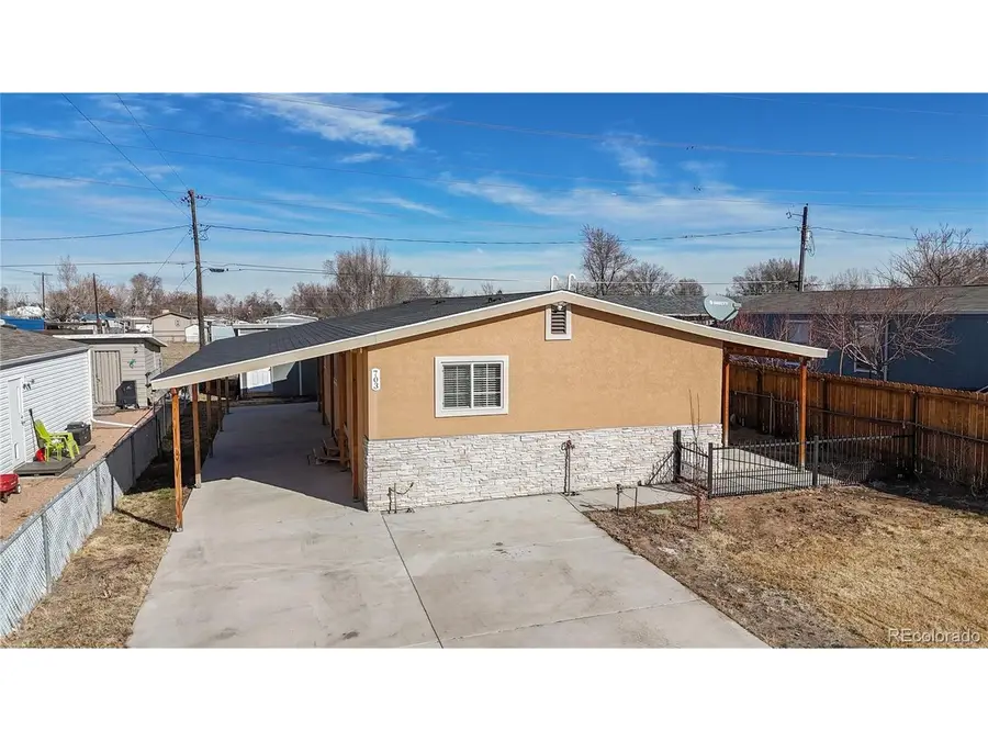 703 Locust Ave, Lochbuie, CO 80603 - #3