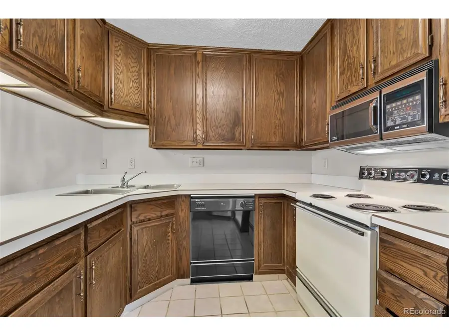 3470 S Poplar St #302, Denver, CO 80224 - #3