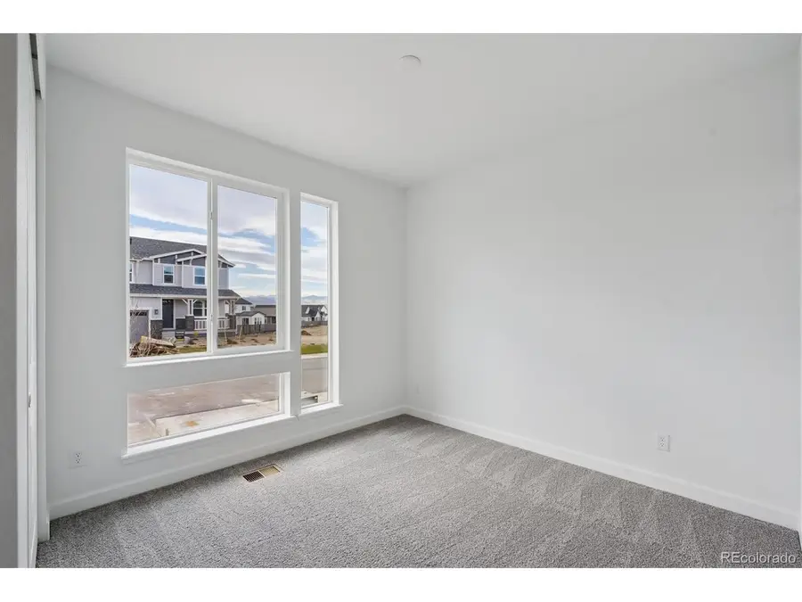 6389 Hidden River Ave, Loveland, CO 80538 - #2