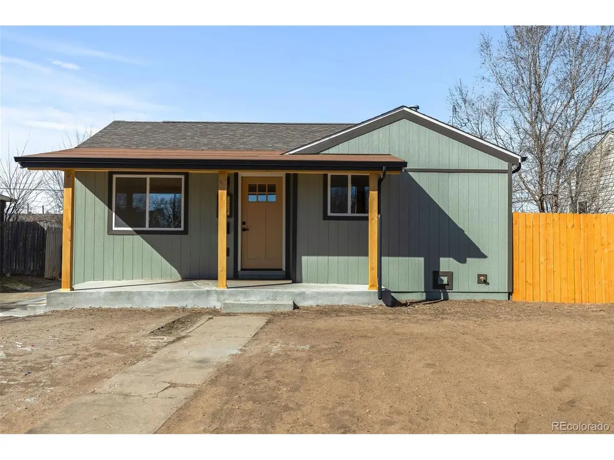 1757 Dallas St, Aurora, CO 80010 - #1