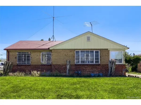 3058 Ivanhoe St, Denver, CO 80207