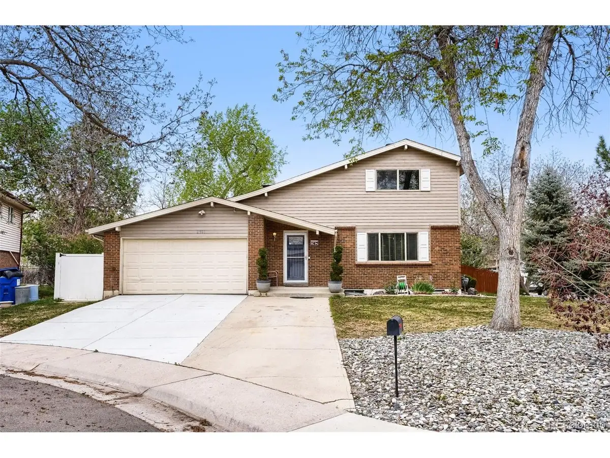 8901 W Radcliffe Pl, Littleton, CO 80123 - #1