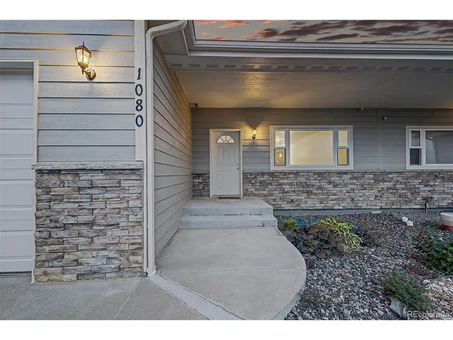 1080 Viewridge Rd, Bennett, CO 80102 - #3