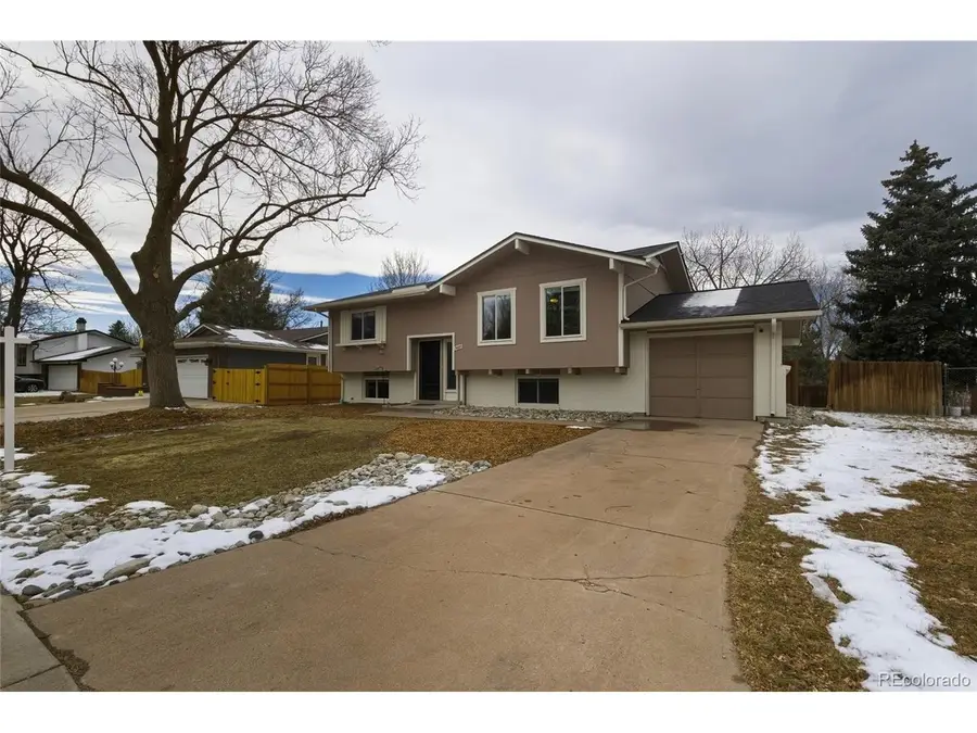 7405 E Fremont Dr, Centennial, CO 80112 - Image #2