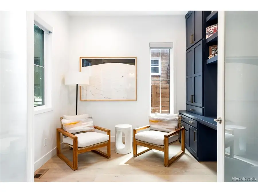 909 Madison St, Denver, CO 80206 - #3