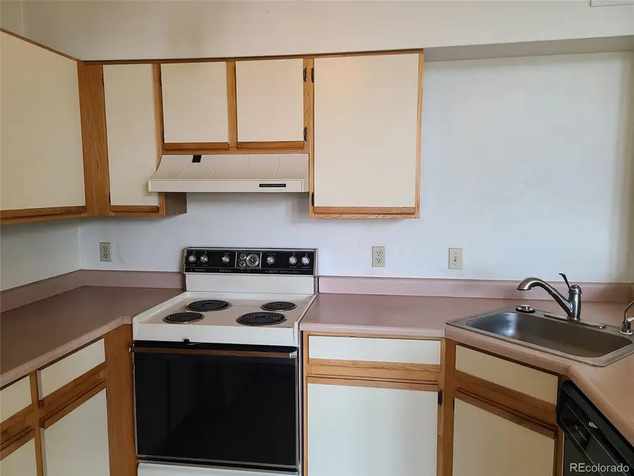 4760 S Wadsworth #F-301, Littleton, CO 80123 - Image #2