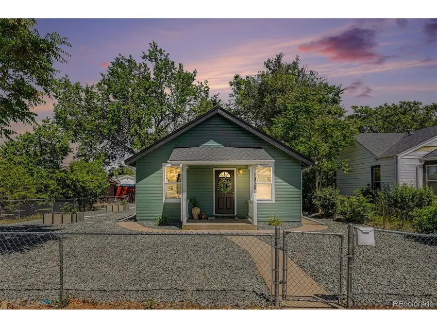 1926 Hanover St, Aurora, CO 80010 - #3