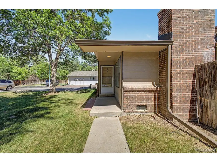 21 Newark St #D, Aurora, CO 80012 - #2