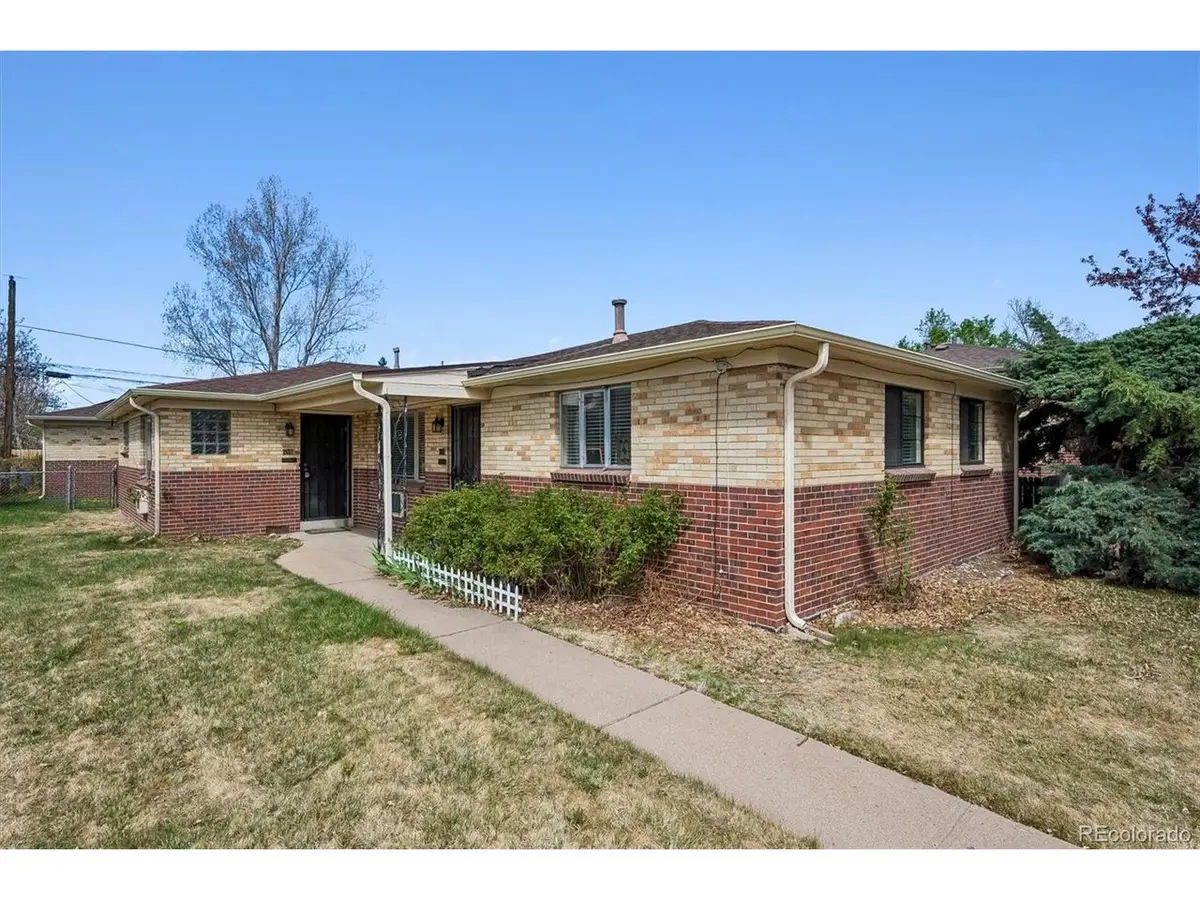 2655 S Logan St, Denver, CO 80210 - #1