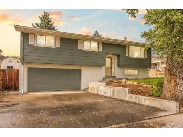 9369 W 67th Ave, Arvada, CO 80004