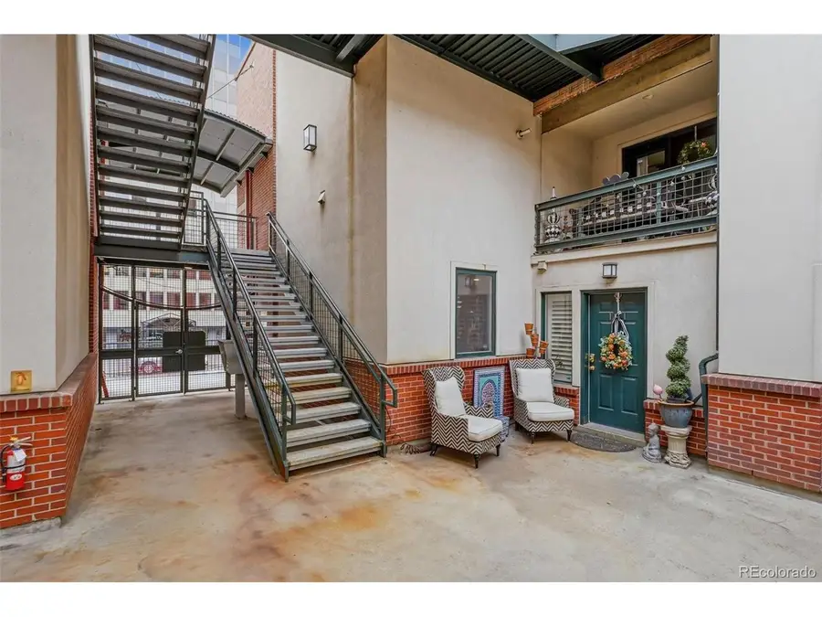790 N Clarkson St #101, Denver, CO 80218 - #2