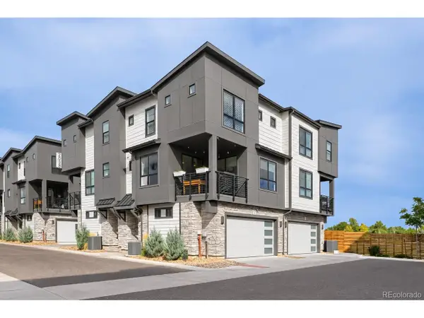 2038 S Holly St #2, Denver, CO 80222